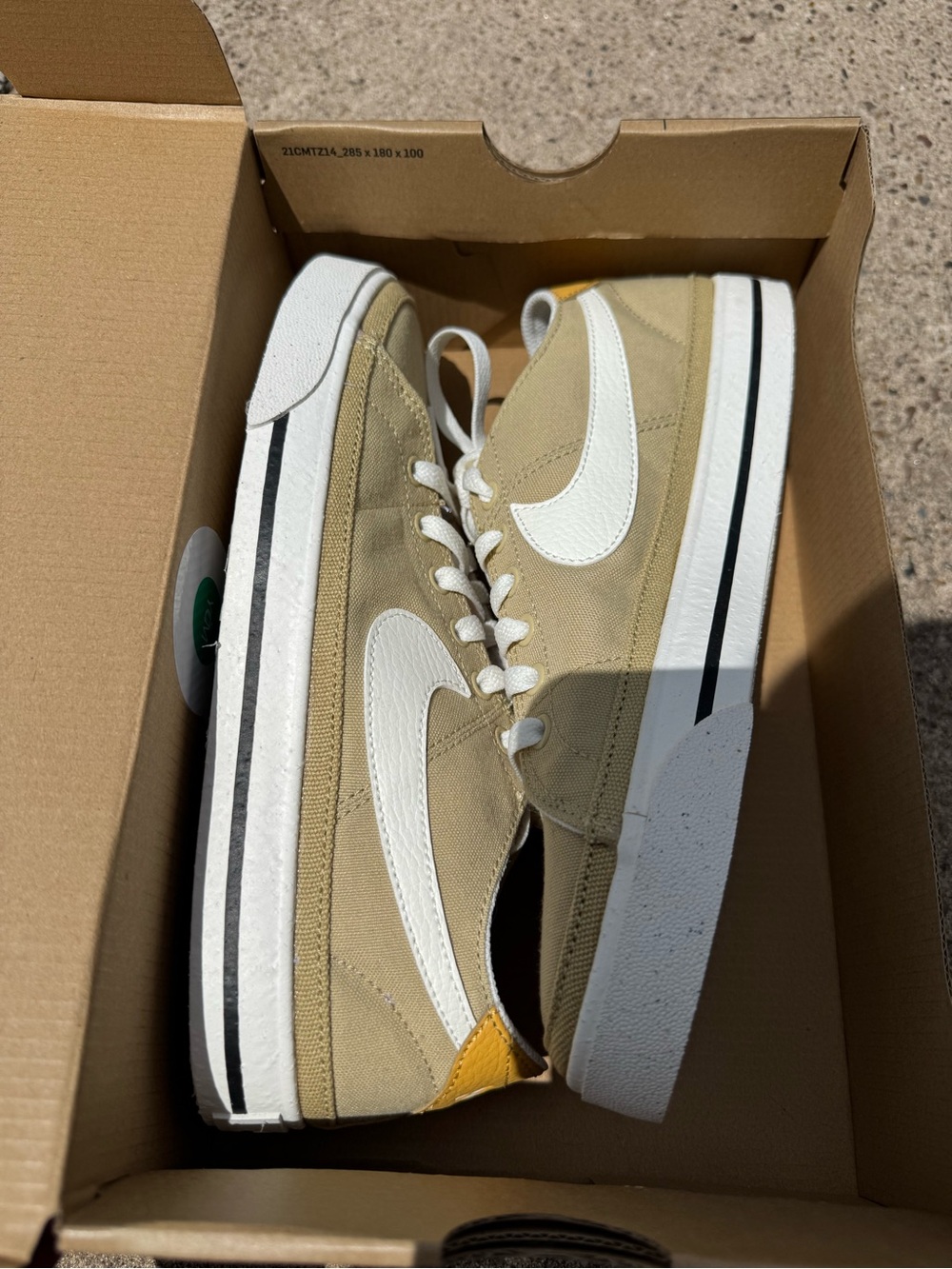 Nike Men’s Low-Top Sneakers in Beige, White and Yellow Accent